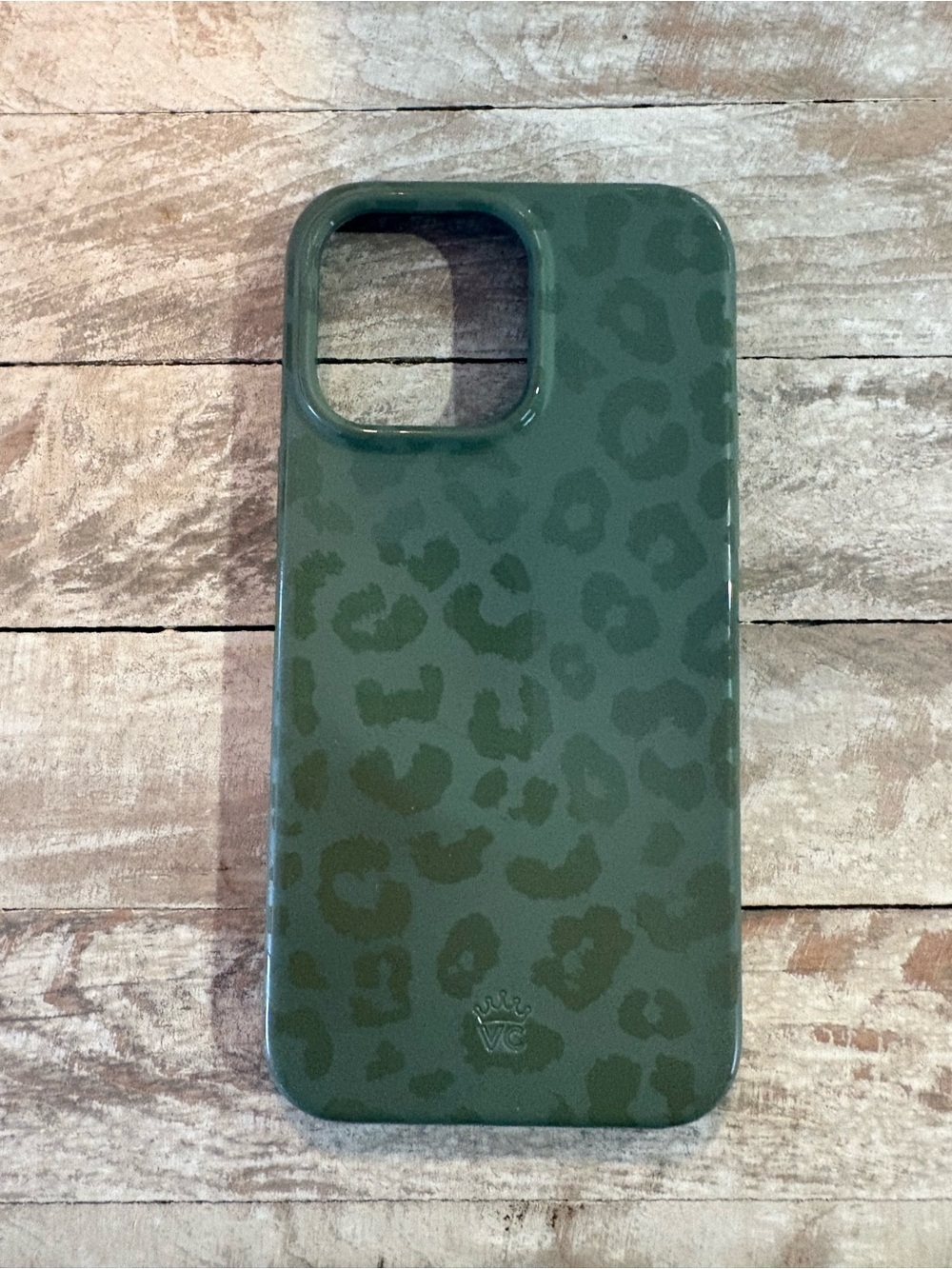Green Leopard Print Phone Case - 14 Pro Max